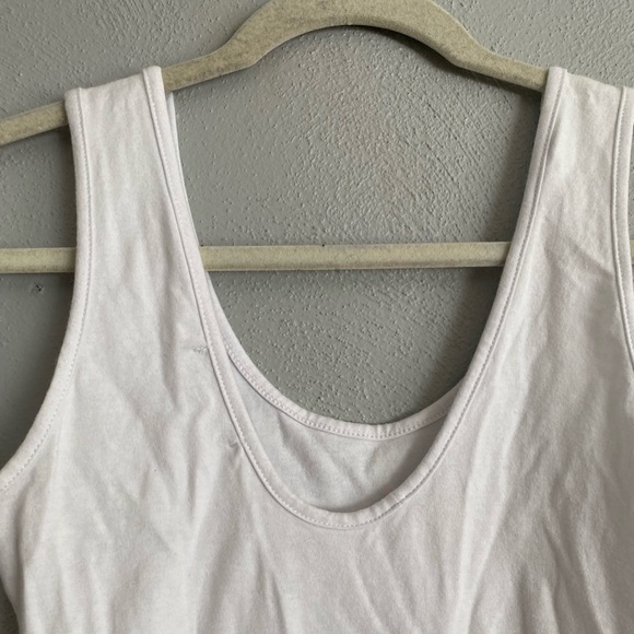 Women’s Bodysuit Size Small White Pink ‘Out of Office’ Snap Button Casual Cute - Picture 7 of 7